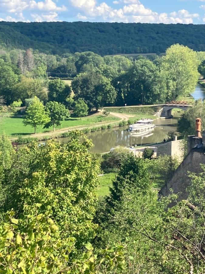 Bed and Breakfast La Treille Muscate Tannay  Exterior foto